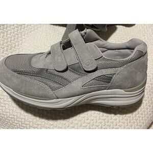 SAS JV-Mesh Sneakers-Men's Size 8 Wide or Women Size 9-9.5 -Gray-Brand New